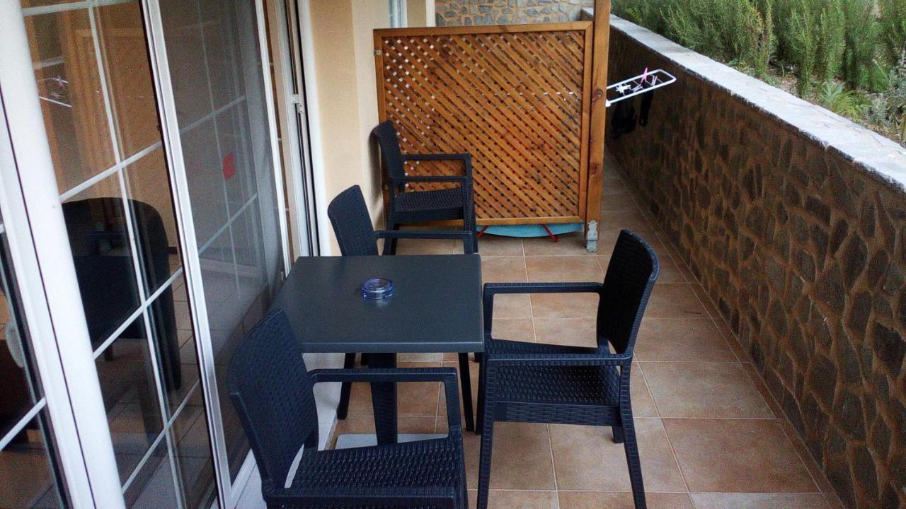 Amimaya Apartments Emporeios  Екстер'єр фото